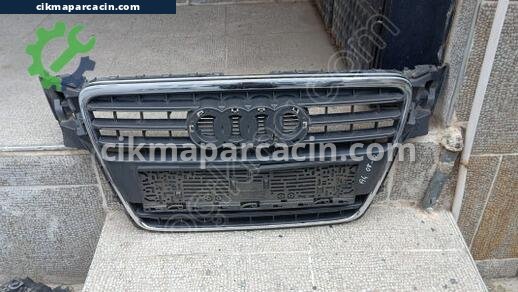 Audi A4 Panjur çıkma parça
