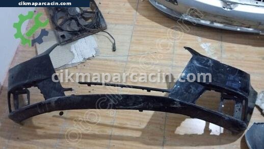 Audi A4 Ön Tampon çıkma parça