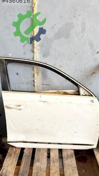 Audi A4 Sağ Ön Kapı çıkma parça