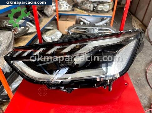 Audi A4 Far çıkma parça