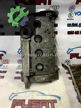 Audi Passat Külbütör Kapağı 06B 103 469 N çıkma parça