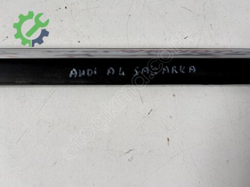 Audi A4 Sağ Arka Kapı çıkma parça