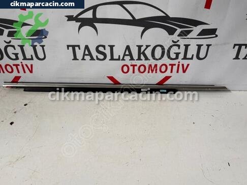 Audi A4 Cam Sıyırıcı çıkma parça