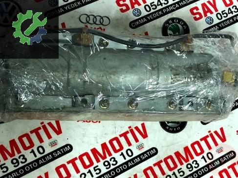 Audi A4 Yolcu Airbag 8E0880204A çıkma parça