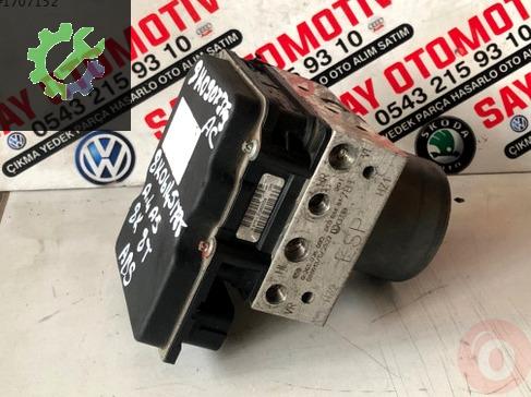 Audi A4 ABS Beyni A5-8T çıkma parça