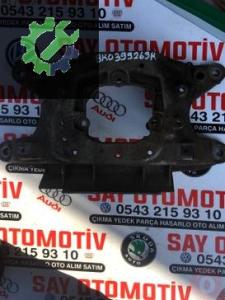 Audi A4/A5 Sanzuman kulak 8K0399263K