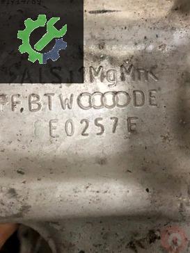 Audi A4/A6 sol aks tasiyici porya cikma orj 8E0257F