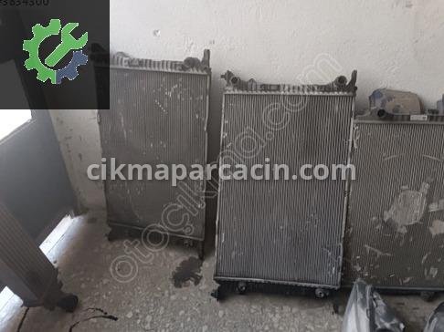 Audi A5 Motor Su Radyatörü çıkma parça