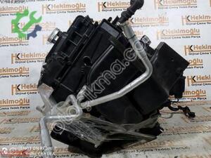 AUDİ A6 05-11 KALORİFER KAZANI MOTORLU 4F1 820 351 Q . CZ443