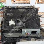 AUDİ A6 05-11 TORPİDO KAPAĞI CD CHANGER HARİÇ