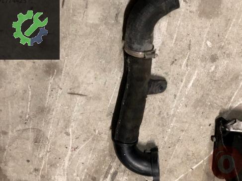 Audi A6 CNH turbo borusu 04L145762AG 04L145828B