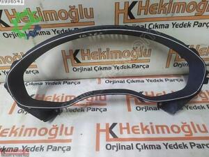 AUDİ A6 GÖSTERGE SAATİ ÇERÇEVESİ 4G1857115B