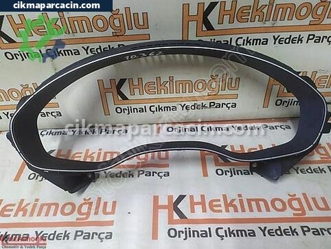 Audi A6 Gösterge Saati çıkma parça