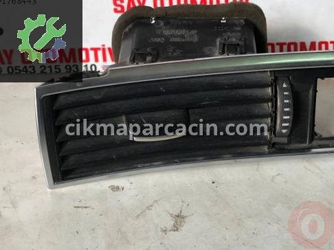 Audi A6 Kalorifer Izgarası 4F1820901D çıkma parça