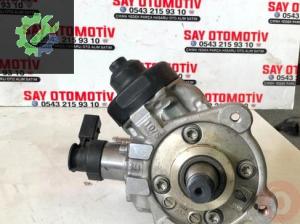 Audi a6 Q3 Q5 A4 A5 A7 mazot pompası 03L130755AC 0445010529