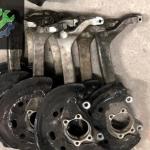 Audi A8 sol ön aks tasiyici porya 4E0257M