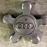 Audi Jant göbek kapak orj cikma 8R0601165