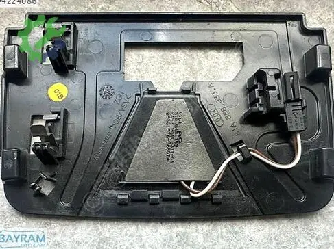 Audi Q2 Ön Cam çıkma parça