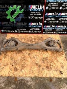 AUİDİ Q7 ÇIKMA ARKA BEŞİK 7L8512369