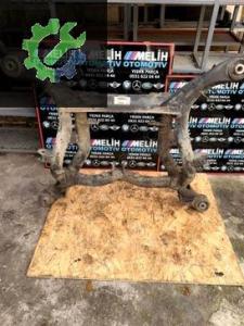 AUİDİ Q7 ÇIKMA ARKA TRAVERS 7L0500041