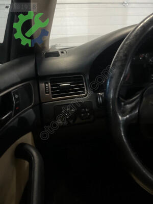 Audi A6 Torpido çıkma parça