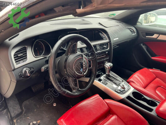 Audi A5 Komple Arka çıkma parça