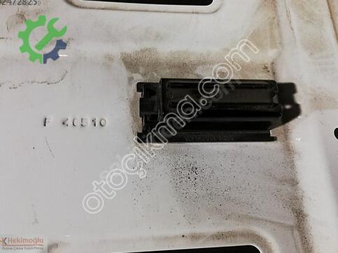 Ford Focus Çamurluk çıkma parça
