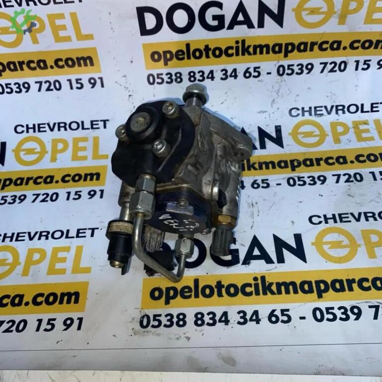 Opel Zafira Mazot Pompası çıkma parça