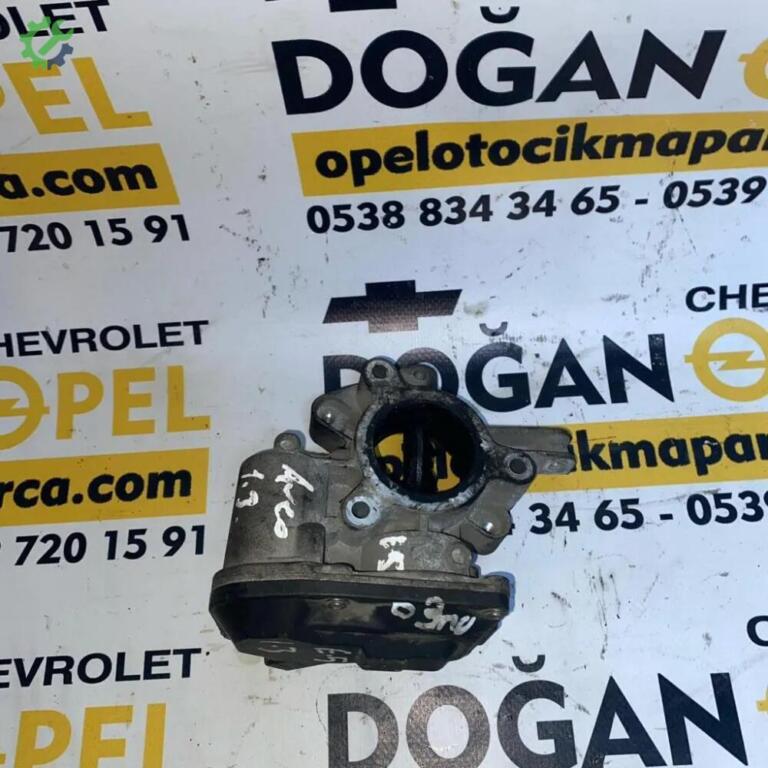 Opel Corsa Gaz Kelebeği çıkma parça