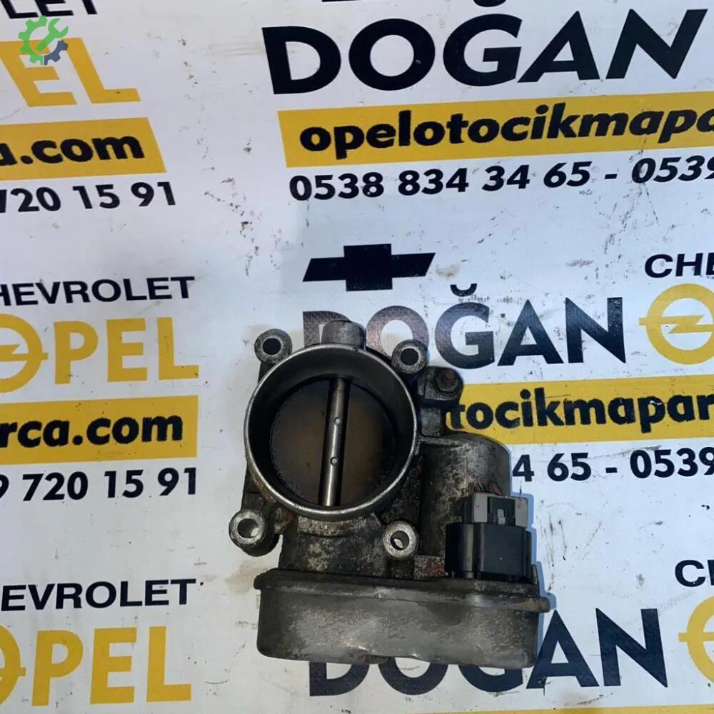 Opel Vectra Gaz Kelebeği 8171589192122 çıkma parça