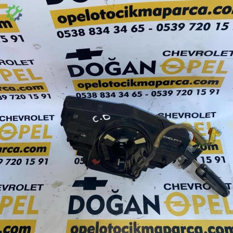 Opel Corsa çıkma parça