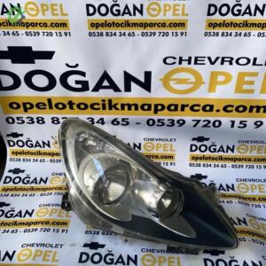 Opel Corsa D Çıkma Ön Far Orijinal