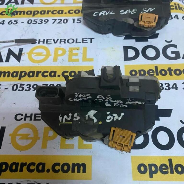 Opel Insignia Kapı Kilidi çıkma parça