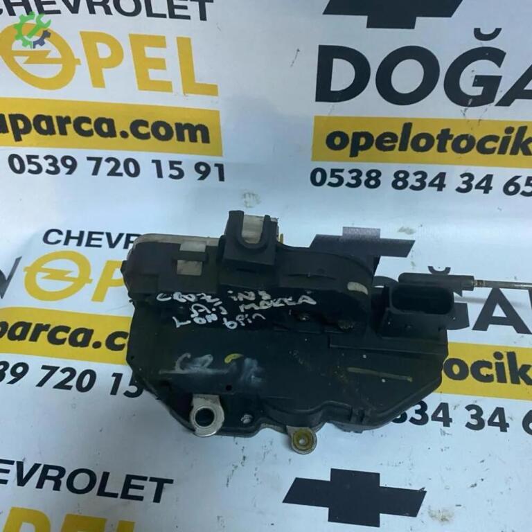 Opel Astra Kapı Kilidi çıkma parça