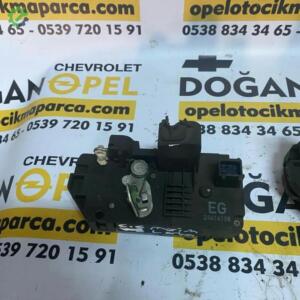 Opel Corsa C, Meriva Çıkma Sol Arka Kapı Kilidi GM 24414138