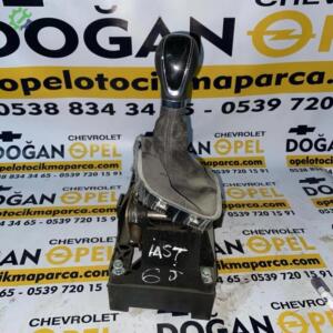 Opel Astra J Manuel 6 İleri Çıkma Vites Topuzu Ve Vites Kolu Mekanizması