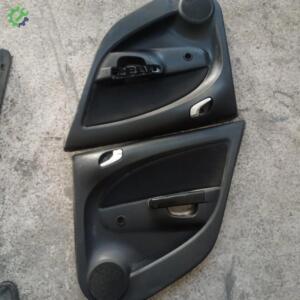 Opel Corsa D Çıkma Arka Kapı Döşemesi