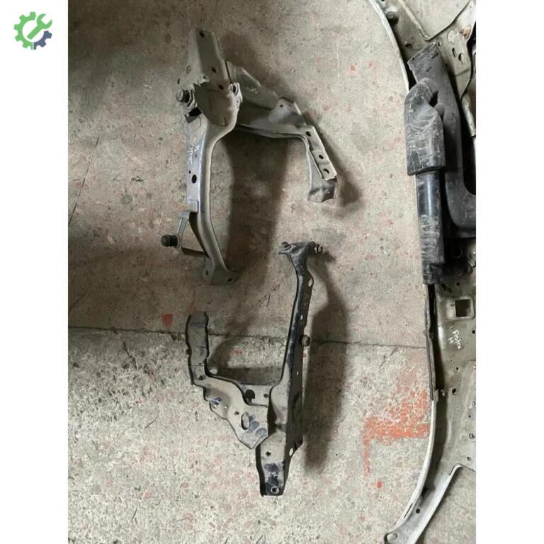 Opel Astra Far Yuva Sacı çıkma parça