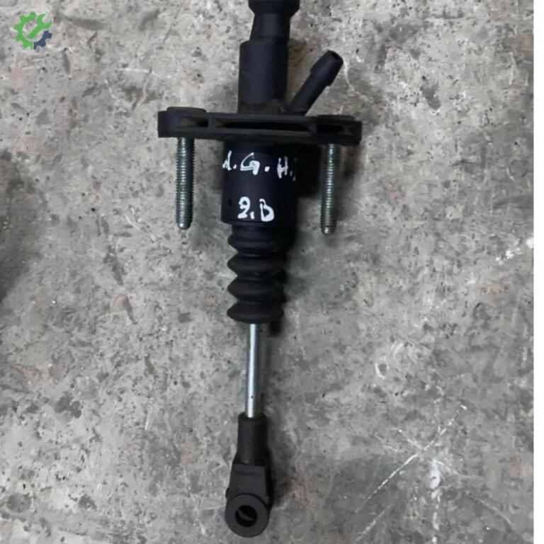 Opel Zafira Debriyaj Üst Merkezi çıkma parça