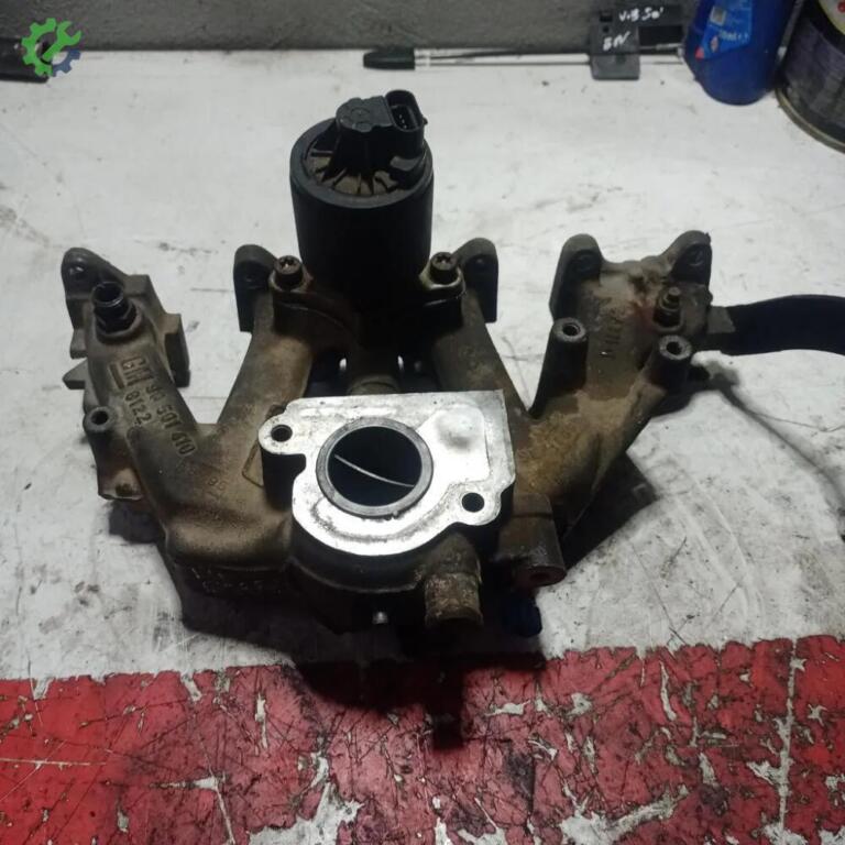 Opel Astra Emme Manifoldu çıkma parça
