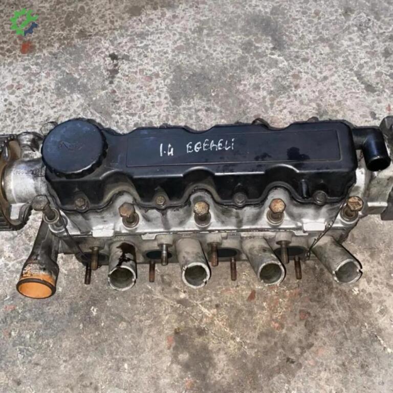 Opel Combo Silindir Kapak çıkma parça