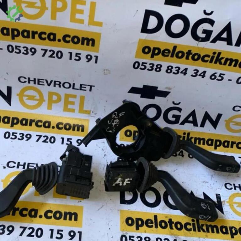 Opel Corsa çıkma parça
