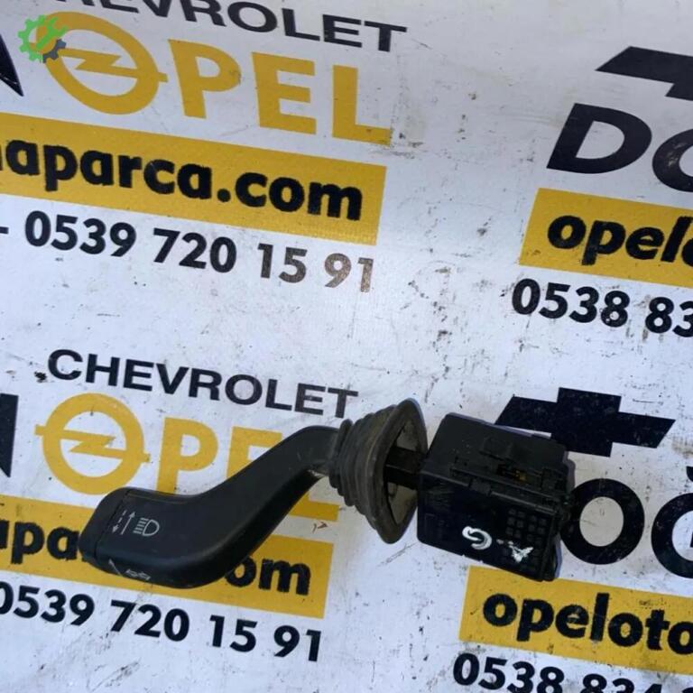 Opel Omega Sinyal Kolu çıkma parça
