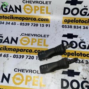 Opel Astra H Çıkma Far Sinyal Kolu GM 13129640
