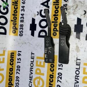 Opel vectra C Çıkma Sinyal Kolu GM 1241029, 24454623