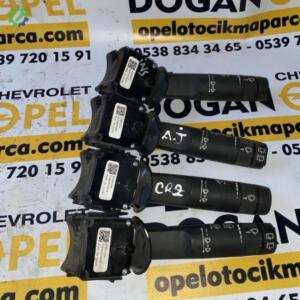 Opel Meriva B Çıkma Silecek Kumanda Kolu GM 1241727, 95433818