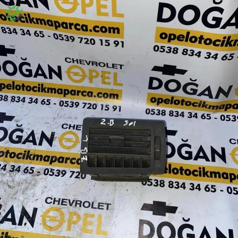 Opel Zafira Kalorifer Izgarası çıkma parça