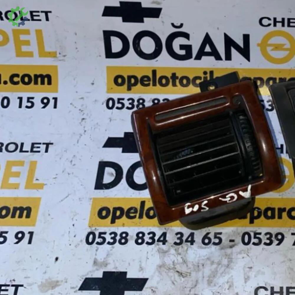 Opel Astra Havalandırma Izgarası 90437459 çıkma parça