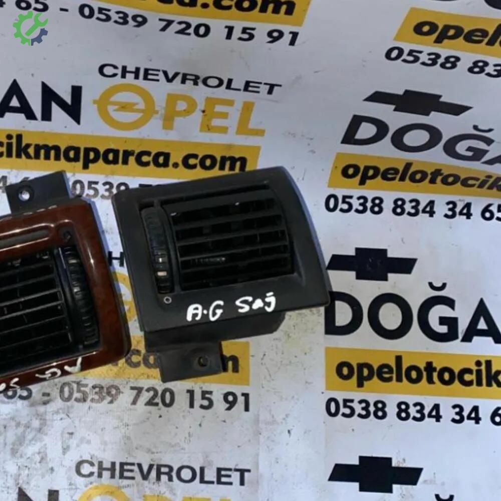 Opel Astra Havalandırma Izgarası 90437459 çıkma parça