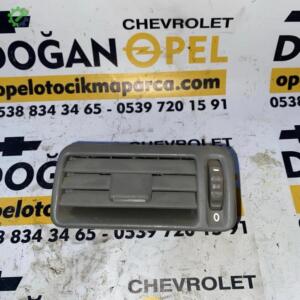 Opel Vectra A Çıkma Sol Ön Kalorifer Havalandırma Izgarası GM 1814553, 90434409
